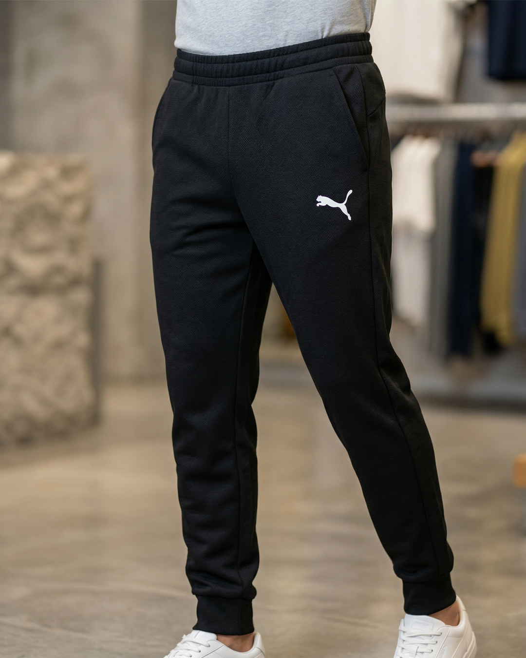 SWEATPANTS
