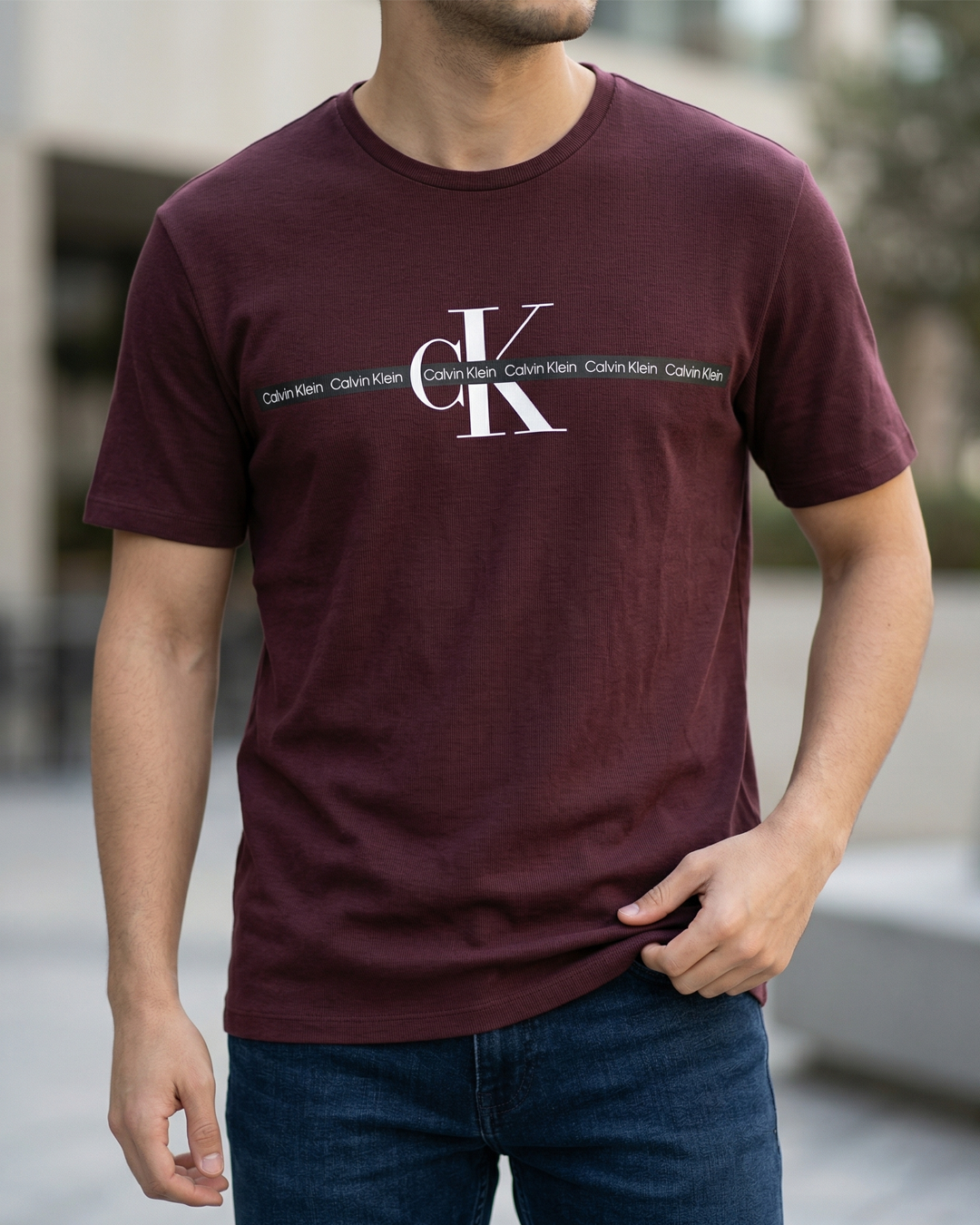T-SHIRT