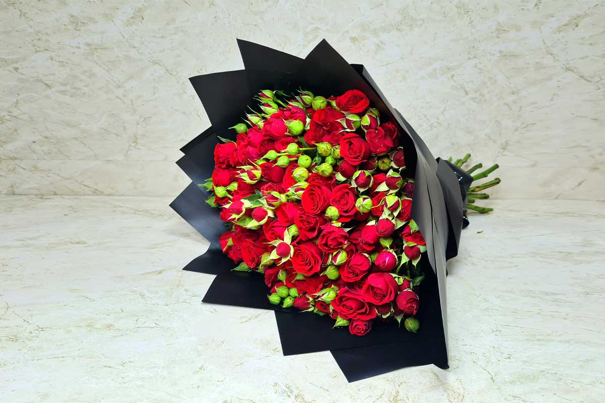 باقة يد بيبي روز حمراء 2