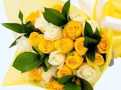 باقة صفراء وبيضاء