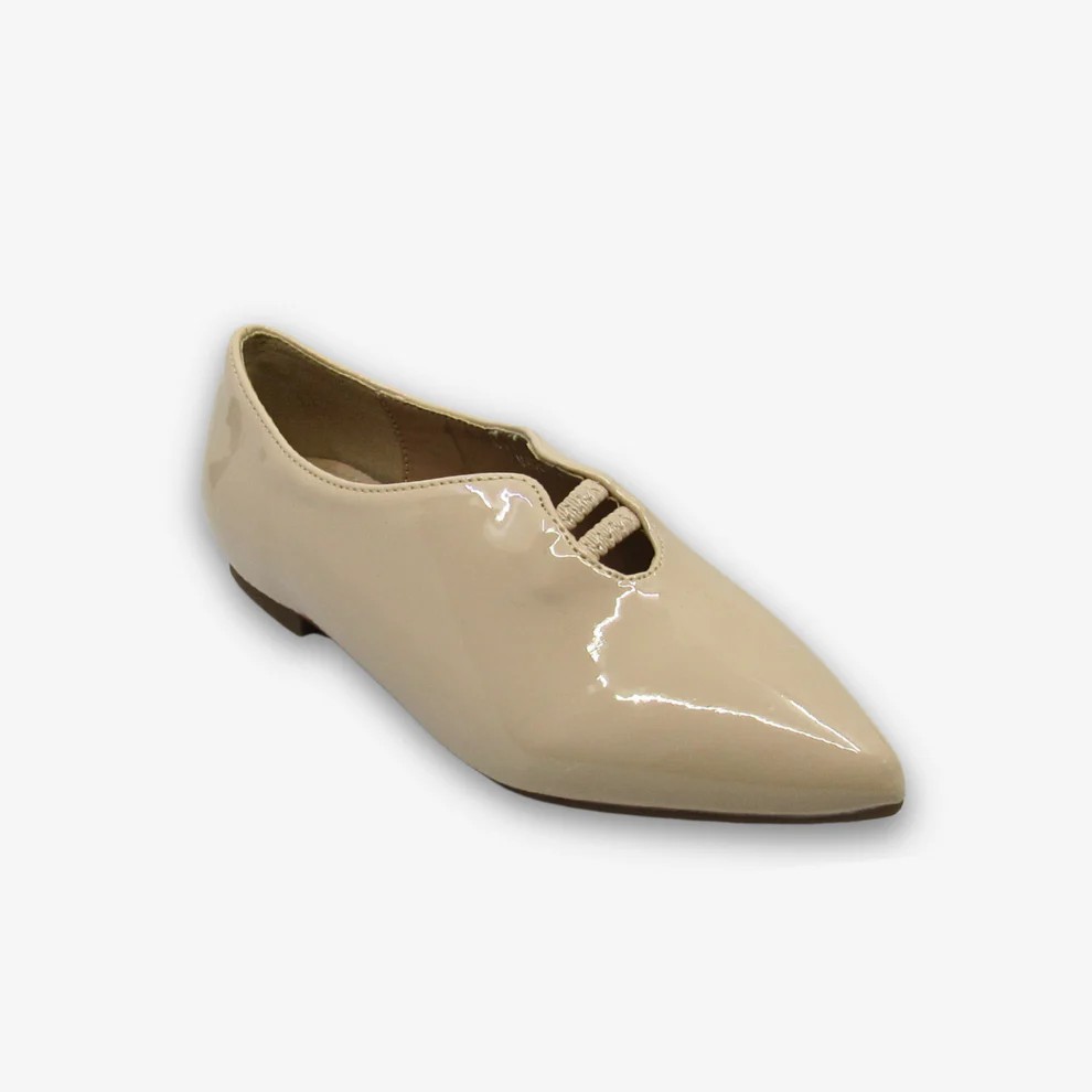أحذية ريو للبنات المسطحة