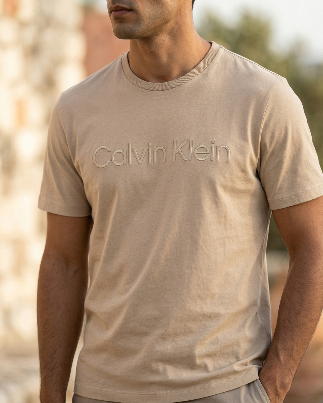 T-SHIRT