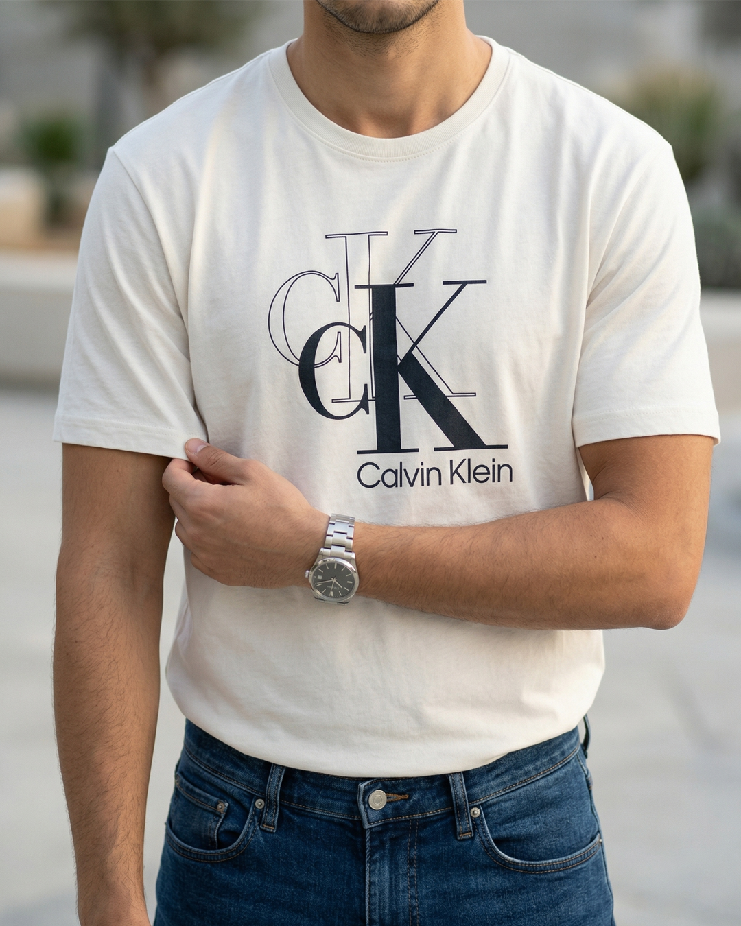 T-SHIRT