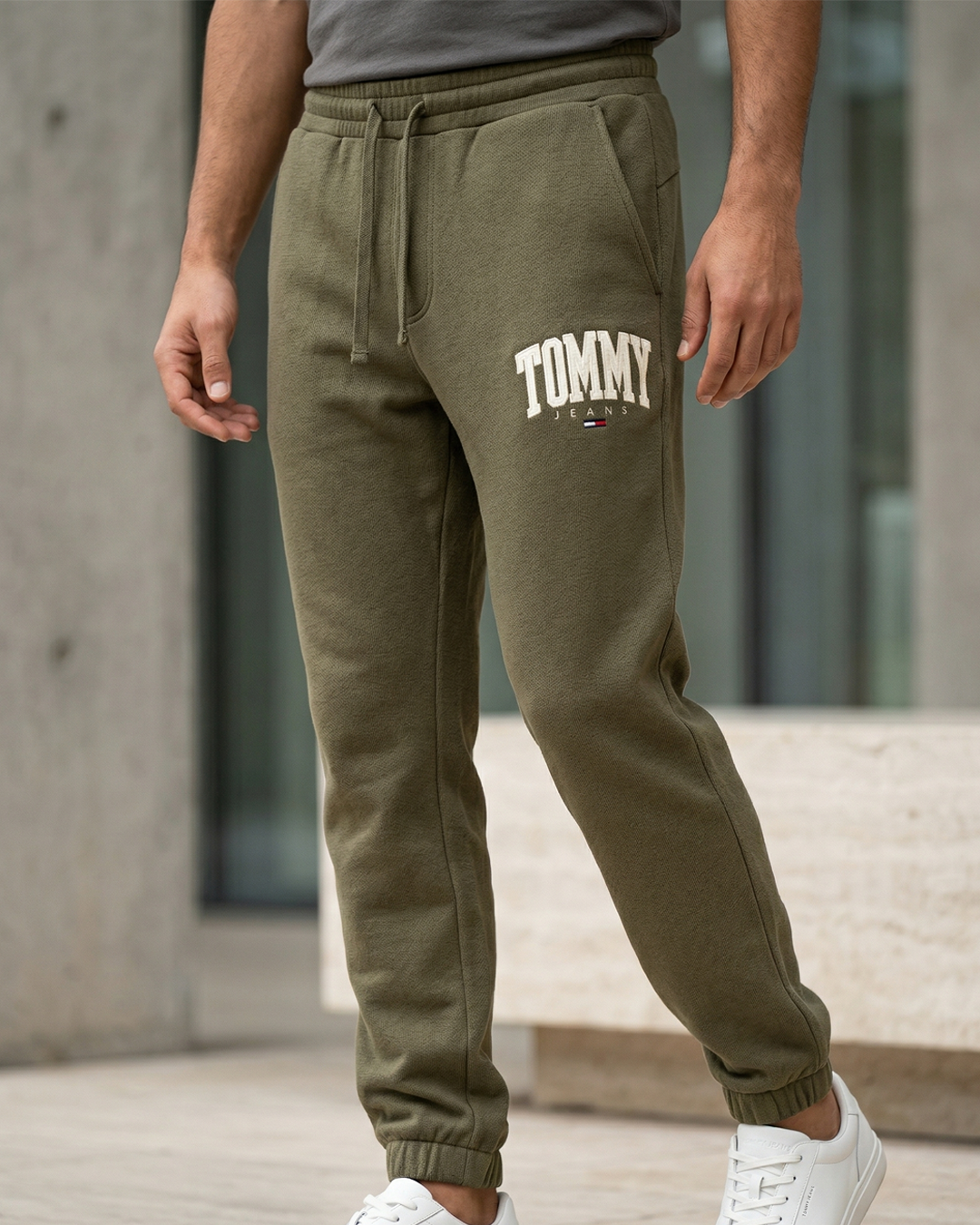 SWEATPANTS