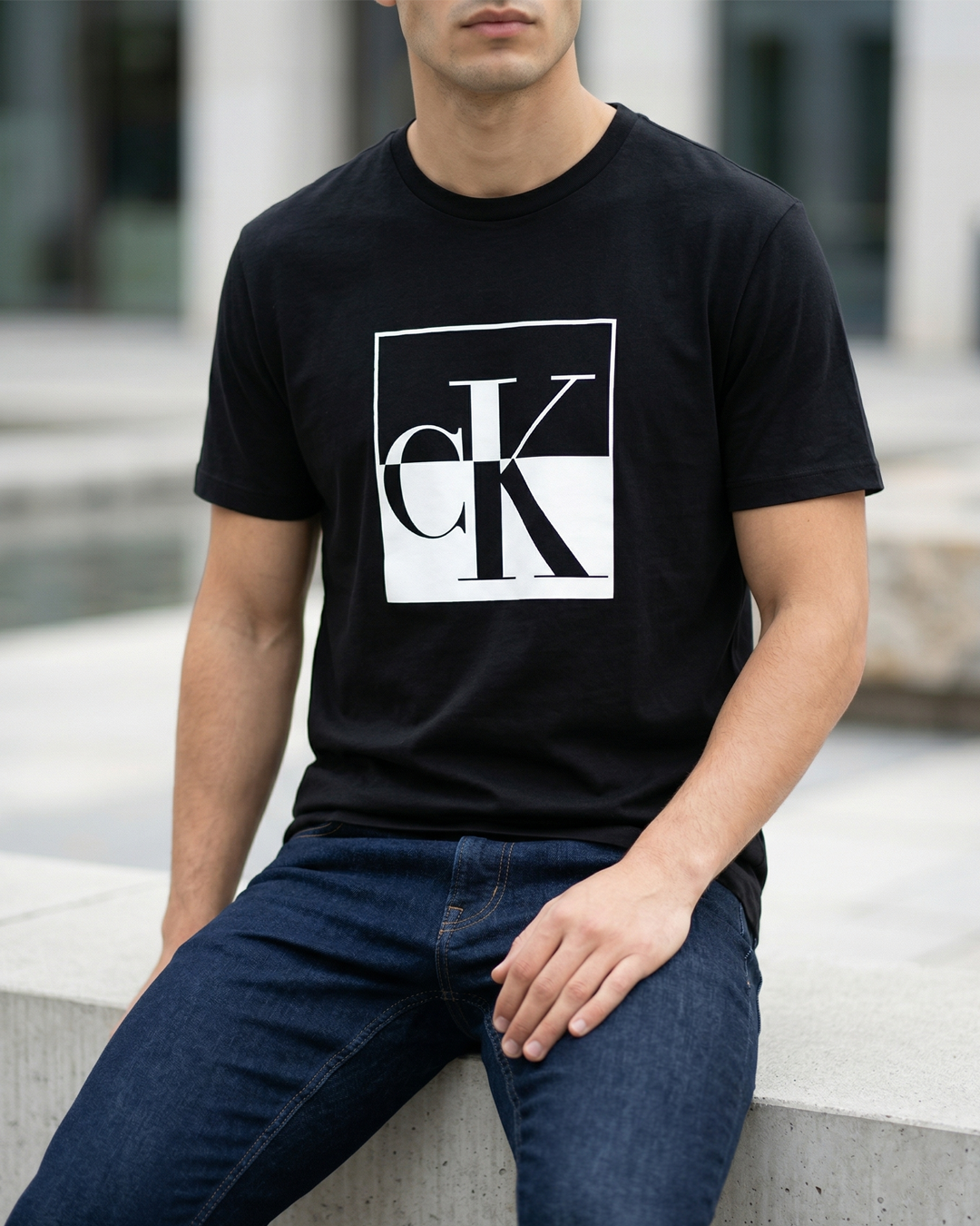 T-SHIRT